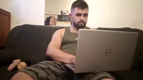 Snapshot of hairy_man_69_ chatting on April 14, 8:37 pm horny online show from April 14, 8:37 pm