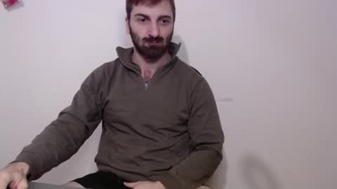 Snapshot of hairy_superman chatting on January 11, 4:34 pm hairy_superman online show from January 11, 4:34 pm