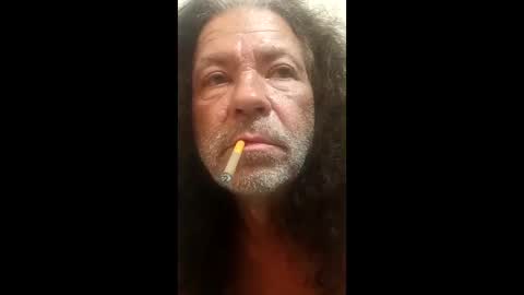 Snapshot of hairybusheatmycreams chatting on May 3, 6:30 am hairybusheatmycreams online show from May 3, 6:30 am
