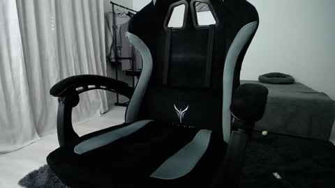 Adam online show from January 1, 10:24 pm