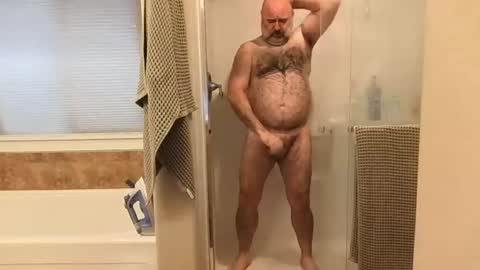 Snapshot of hairydaddreams chatting on July 23, 1:31 pm hairydaddreams online show from July 23, 1:31 pm