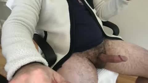 Snapshot of hairydaddy112288 chatting on September 11, 4:29 pm hairydaddy112288 online show from September 11, 4:29 pm