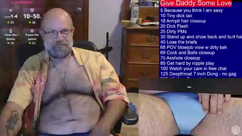 Snapshot of hairydaddybear69 chatting on October 7, 11:57 pm HairyDaddyBear69 online show from October 7, 11:57 pm