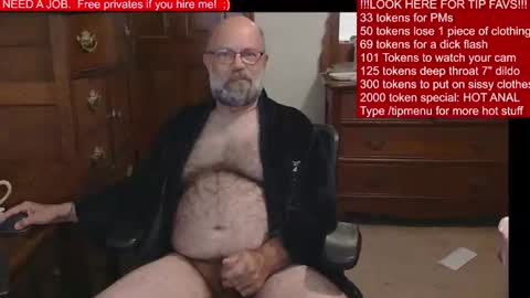 Snapshot of hairydaddybear69 chatting on July 29, 11:30 am HairyDaddyBear69 online show from July 29, 11:30 am