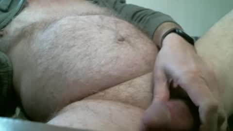 Snapshot of hairydude962 chatting on January 25, 6:57 pm hairydude962 online show from January 25, 6:57 pm