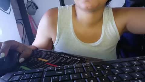 hairygirl83 online show from April 22, 4:52 pm