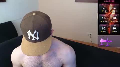 Snapshot of hairyncuteass chatting on July 12, 3:14 pm hairyncuteass online show from July 12, 3:14 pm