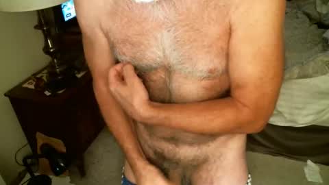 Hairy pecs online show from April 10, 11:09 pm