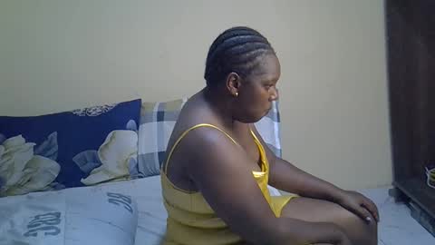 hairypussybigassy001 online show from December 14, 5:18 pm