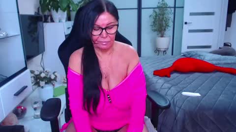 Monika online show from February 16, 9:04 am