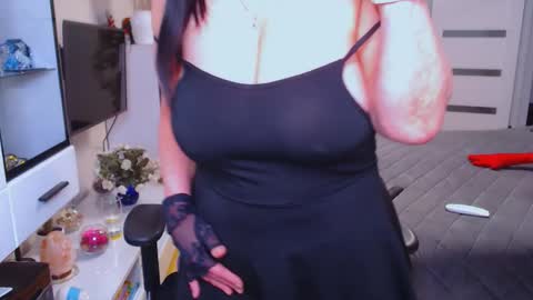 Monika online show from February 2, 10:25 am