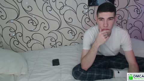 Davis and James online show from December 16, 4:38 pm