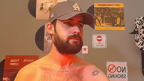 HairyRobXxX online show from February 18, 6:59 pm