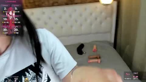 Snapshot of hakurukushka chatting on February 28, 11:45 pm Haku Please help me with your thumbs up its important online show from February 28, 11:45 pm