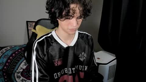 Snapshot of halan_jr chatting on May 25, 3:18 pm halan online show from May 25, 3:18 pm