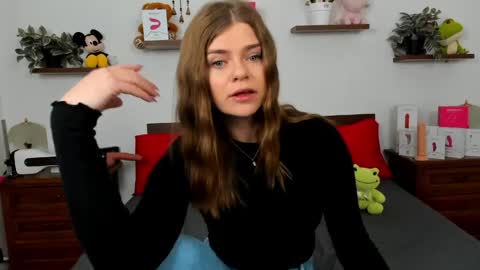 Snapshot of haleyreedme chatting on March 23, 7:12 am Haley online show from March 23, 7:12 am