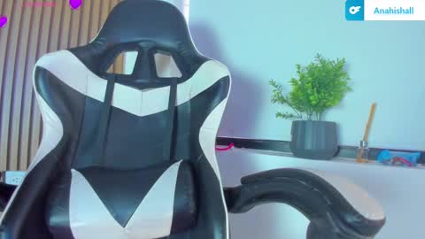 Anahis online show from February 1, 10:13 pm