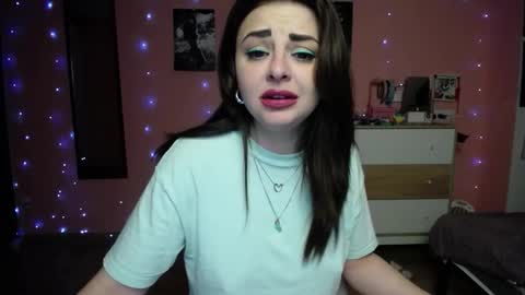 Ann online show from March 15, 4:46 pm