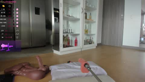 insta Laupalacio777Next stream 01th December online show from December 3, 7:23 pm