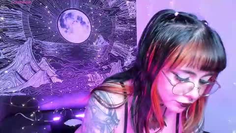 Snapshot of hallucigenia_sparza chatting on September 18, 1:57 pm Hallu online show from September 18, 1:57 pm