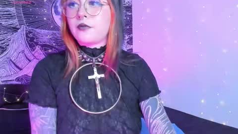 Snapshot of hallucigenia_sparza chatting on September 26, 2:10 pm Hallu online show from September 26, 2:10 pm