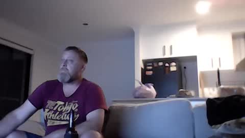 Snapshot of hambico_rico chatting on June 23, 12:36 pm hambico_rico online show from June 23, 12:36 pm