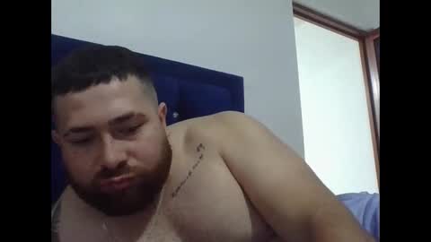 hammerwhithe01 online show from December 16, 1:27 pm