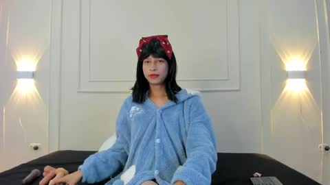 Snapshot of hamsel_dallas chatting on May 18, 8:25 pm Hamsel online show from May 18, 8:25 pm