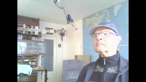 Snapshot of hamto65 chatting on February 23, 11:00 am Prefer men 80 online show from February 23, 11:00 am