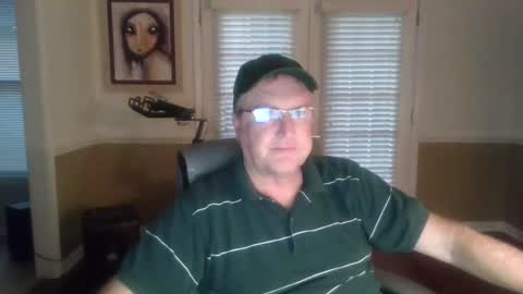 Snapshot of han63 chatting on September 11, 11:10 am Han online show from September 11, 11:10 am