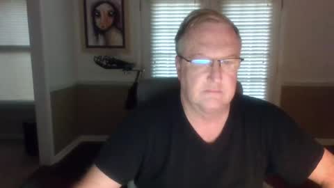 Han online show from July 8, 10:31 am