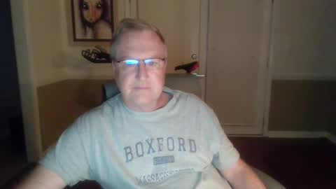 Han online show from July 17, 9:27 am
