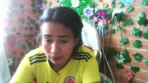 HANMy Dears make sure to follow me here create a FREE account if you dont have one and chat thank you. online show from December 21, 4:25 pm