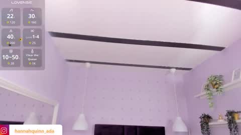 hanaahquinn online show from November 6, 11:22 am