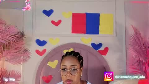 hanaahquinn online show from June 16, 11:35 am