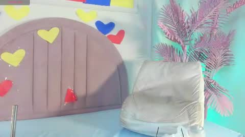 Snapshot of hanaahquinn chatting on June 17, 1:01 pm hanaahquinn online show from June 17, 1:01 pm