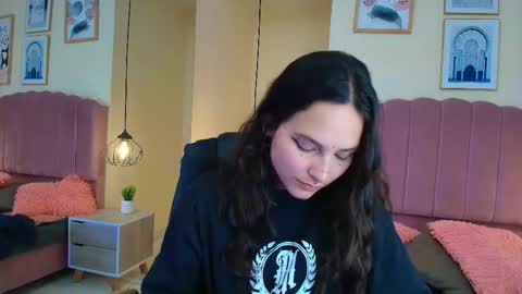 Snapshot of hanabie_ chatting on March 10, 3:11 am hanabie_ online show from March 10, 3:11 am