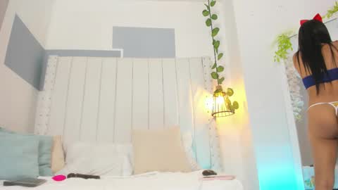 hanah_gray online show from October 31, 11:11 am