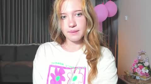 hanahwoods online show from March 6, 7:43 pm