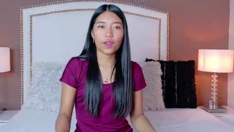 Hanna online show from August 8, 2:30 pm