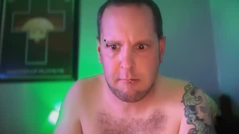 Snapshot of hand_banana_420 chatting on September 16, 1:39 am hand_banana_420 online show from September 16, 1:39 am