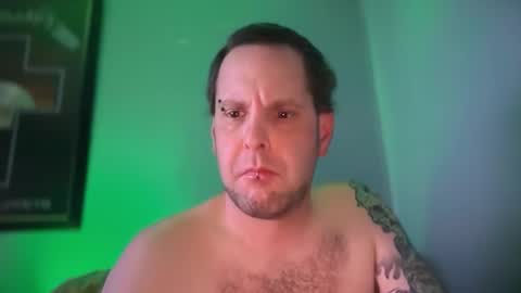 Snapshot of hand_banana_420 chatting on October 16, 5:30 am hand_banana_420 online show from October 16, 5:30 am