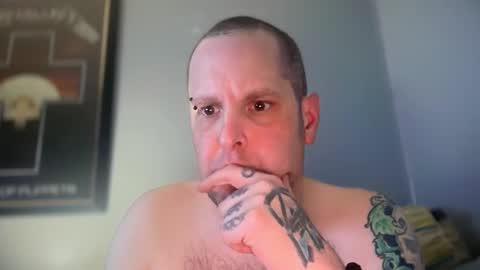 hand_banana_420 online show from December 17, 1:44 am