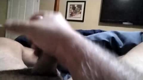 Snapshot of handjob610 chatting on February 5, 11:44 am Handjob610 online show from February 5, 11:44 am