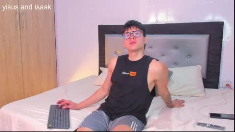Snapshot of handsome_boys69 chatting on April 2, 5:38 am handsome_boys69 online show from April 2, 5:38 am