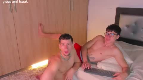 Snapshot of handsome_boys69 chatting on April 11, 7:45 am handsome_boys69 online show from April 11, 7:45 am