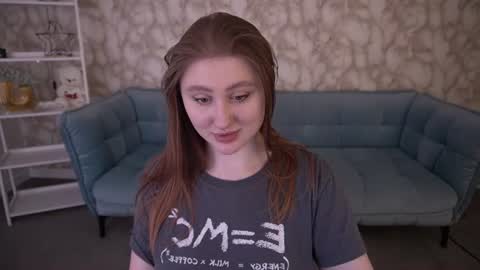 Snapshot of handsome_d_ chatting on June 14, 5:53 am Dayana online show from June 14, 5:53 am