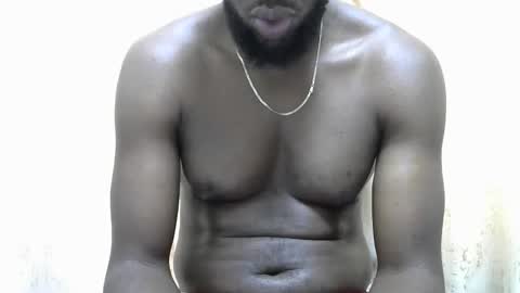 Snapshot of handsome_king30 chatting on May 16, 6:32 am handsome king online show from May 16, 6:32 am