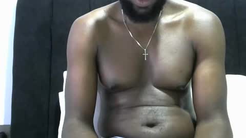 Snapshot of handsome_king30 chatting on May 25, 4:51 am handsome king online show from May 25, 4:51 am