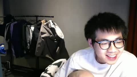 handsome_mannn online show from March 1, 7:37 pm